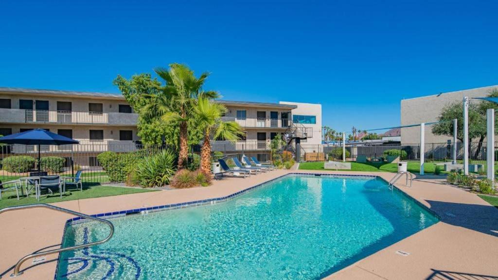 פיניקס Gorgeous Cozysuites In Camelback With Pool Parking מראה חיצוני תמונה