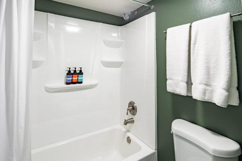 פיניקס Gorgeous Cozysuites In Camelback With Pool Parking מראה חיצוני תמונה